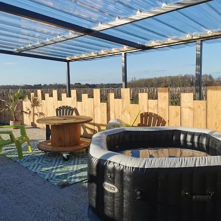 La Reserve Bagherra Nuit Insolite Et Soins Bien-etre Saint-Girons-d'Aiguevives